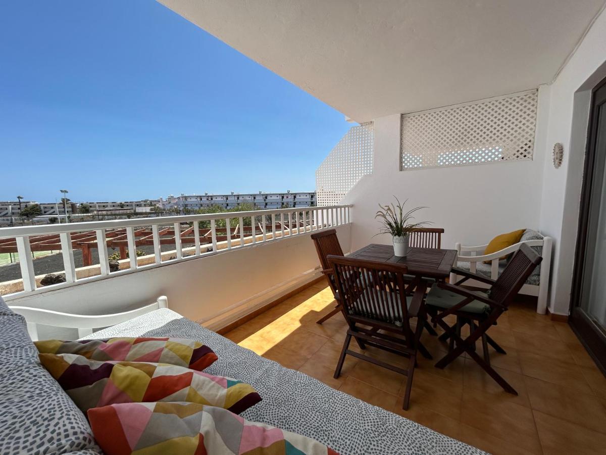 The Colors House, 653 Y 654 - Private Apartment Costa Teguise Exterior foto